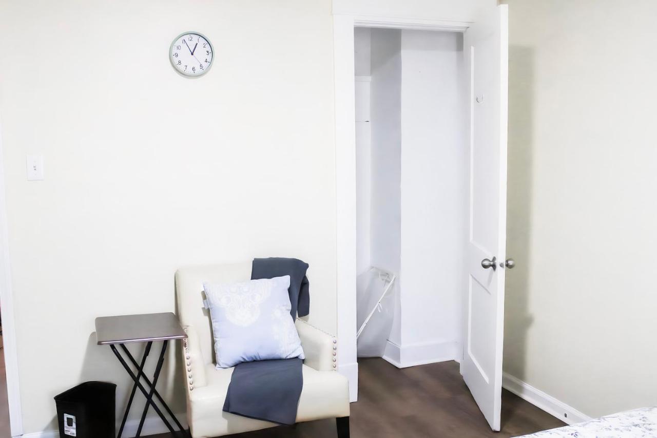 Cozy Retreat Near Downtown Indianapolis- Private Bedroom Indianapolis